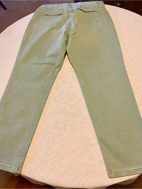 Soft Surroundings Women's Ankle Jeans in Olive